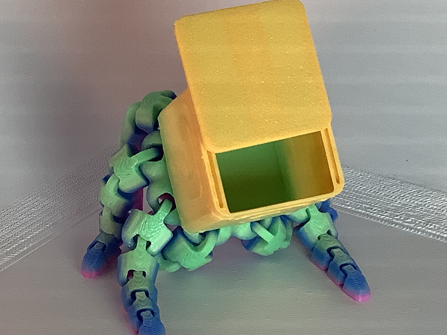 “Seaset” Pastel Octostashies Hat Pin